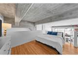 1090 Cherokee St - Photo 15