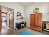 2501 Grove St - Photo 21