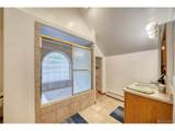 1871 Garnet St - Photo 14