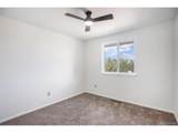 6075 Castlewood Ln - Photo 19
