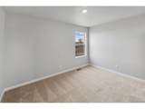 2240 Christina St - Photo 15