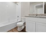 2240 Christina St - Photo 16