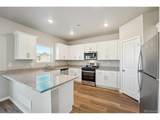 2240 Christina St - Photo 4