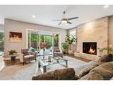 445 Forest St - Photo 17