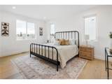 1205 Utica St - Photo 18