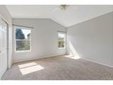 22224 Oxford Pl - Photo 15