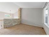 22224 Oxford Pl - Photo 9