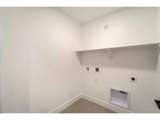 2301 Lakeshore Ln - Photo 21