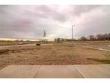 1621 Dakota Ave - Photo 4
