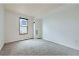 601 11th Ave - Photo 4
