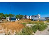 1117 E St - Photo 18