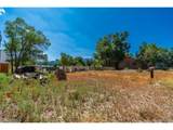 1117 E St - Photo 9