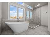9362 Tollgate Dr - Photo 15