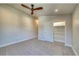 136 Chase St - Photo 17