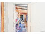 208 Essex St - Photo 15