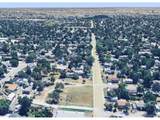 7003 68th Ave - Photo 4