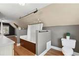 1003 Institute St - Photo 30