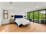220 Glencoe St - Photo 17