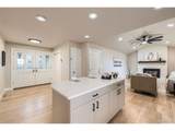 1010 Ash St - Photo 11