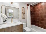 1029 Columbine St - Photo 11