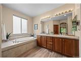 1051 Bramblewood Dr - Photo 22
