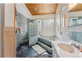 2028 Redhill Rd - Photo 22