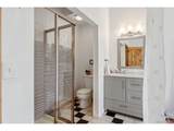 2028 Redhill Rd - Photo 29