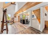 2028 Redhill Rd - Photo 5