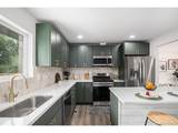 530 Everett St - Photo 12