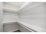 530 Everett St - Photo 20