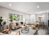 530 Everett St - Photo 5