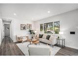 530 Everett St - Photo 6