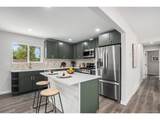 530 Everett St - Photo 8
