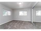 7110 Lake Av - Photo 18