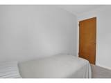 12204 Dakota Ave - Photo 15