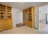 1284 Thompson St - Photo 9