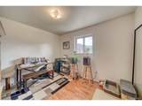 8 Oak St - Photo 11