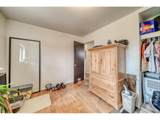 8 Oak St - Photo 12