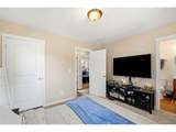 221 Vine St - Photo 13
