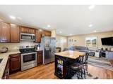 221 Vine St - Photo 7