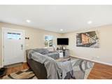 221 Vine St - Photo 9