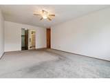 610 Clinton St - Photo 11