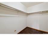 610 Clinton St - Photo 12