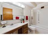 610 Clinton St - Photo 13