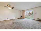 610 Clinton St - Photo 4