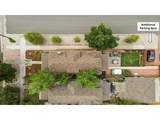 2952 Vine St - Photo 39