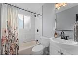 2932 Pennsylvania Ave - Photo 25