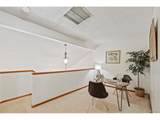 2324 Meadows Ln - Photo 19