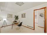 2324 Meadows Ln - Photo 20