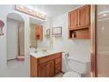 2324 Meadows Ln - Photo 25